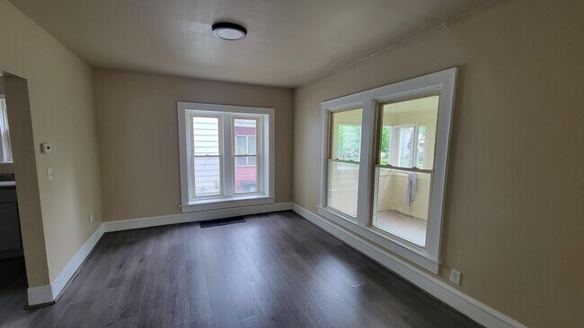 Building Photo - 699 Noble Ave