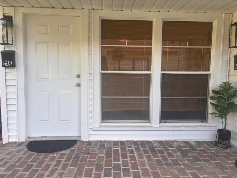 Foto principal - 1213 Middleton St