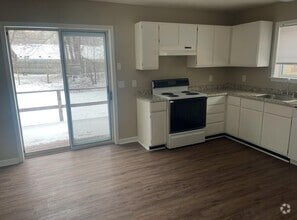 Building Photo - 16 Bahret Ave