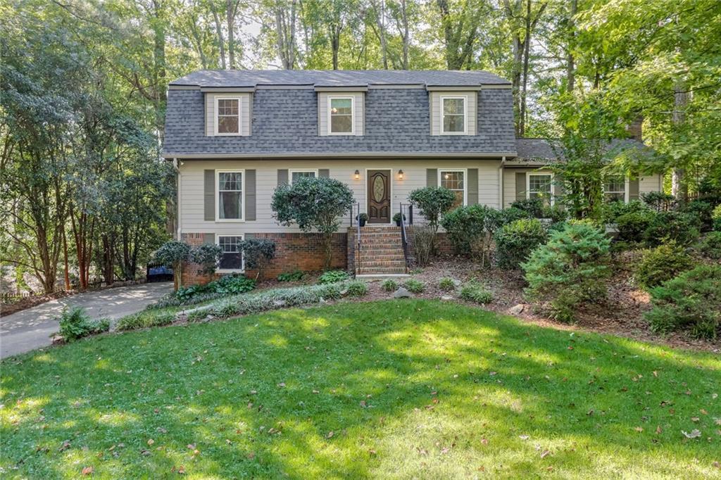 Foto principal - 4624 Mountain Creek Dr