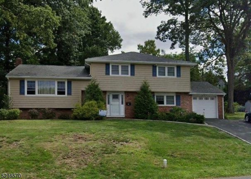 Foto principal - 63 Old Short Hills Rd