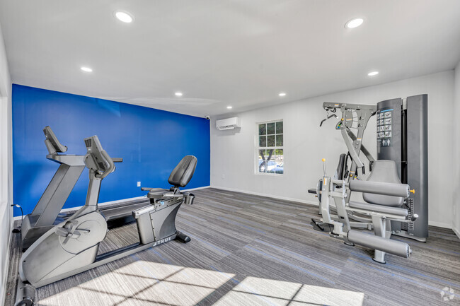 Fitness Center - Center Ridge