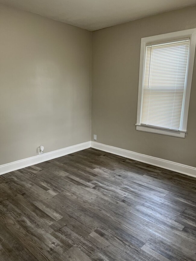 Photo - 1706 E Tabor St Apartment