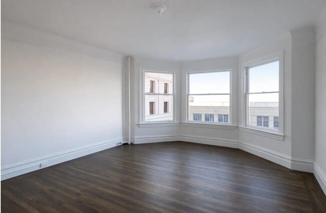 Foto del edificio - 1770 Pacific Ave