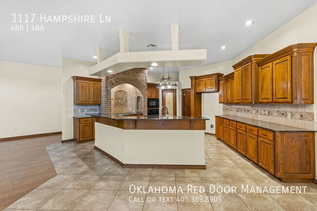 Building Photo - 3117 Hampshire Ln