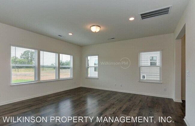 Building Photo - 3 br, 2.5 bath House - 1213 Scotch Meadows...