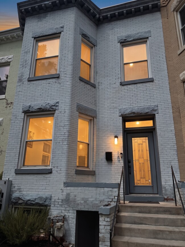 Photo - 135 Adams St NW (Washington, DC) Townhome