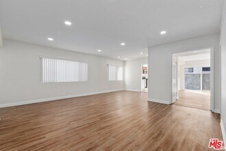 Building Photo - 1907 Selby Ave