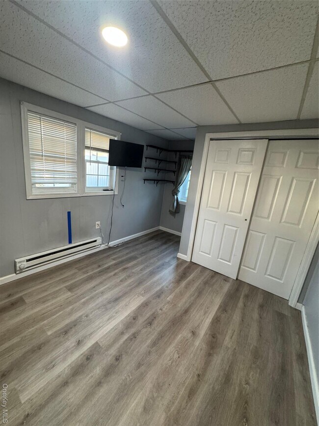 Building Photo - 119 Sequoia Dr