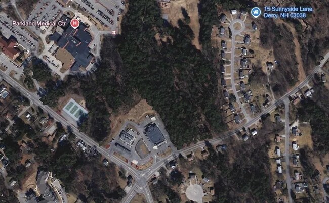 Foto del edificio - 15 Sunnyside Ln