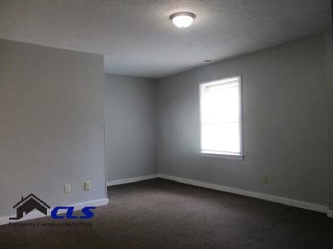 Foto del edificio - 1034 N 8th St