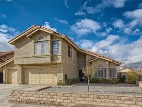 Building Photo - 4807 Illustrious St