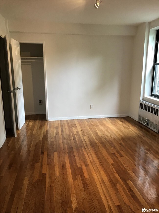 Foto del edificio - 925 E 14th St