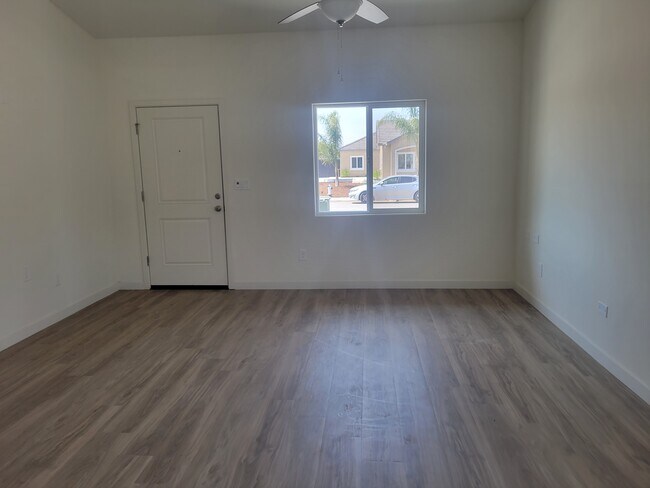 Foto del edificio - 8500 Grandy St