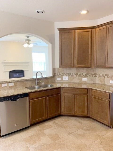 Foto del edificio - 26931 Stonebury Heights Ln
