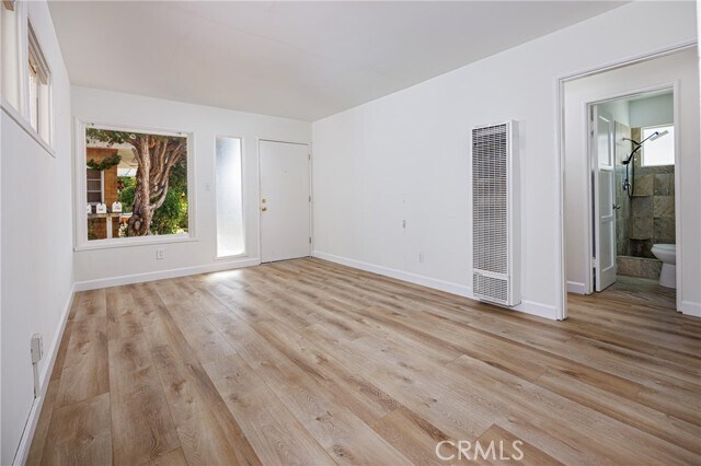 Foto del edificio - 212 Cypress Dr