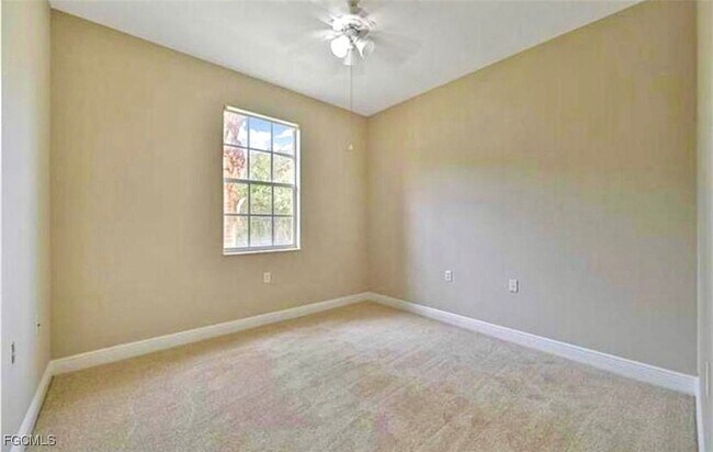 Building Photo - 3952 Pomodoro Cir