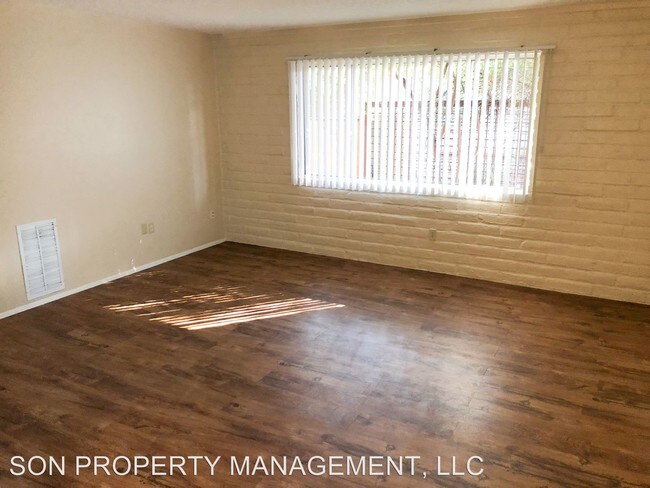Foto del edificio - 5301 E Glenn St