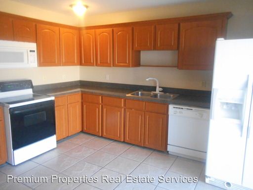 Building Photo - 8071 Sparrow Dr