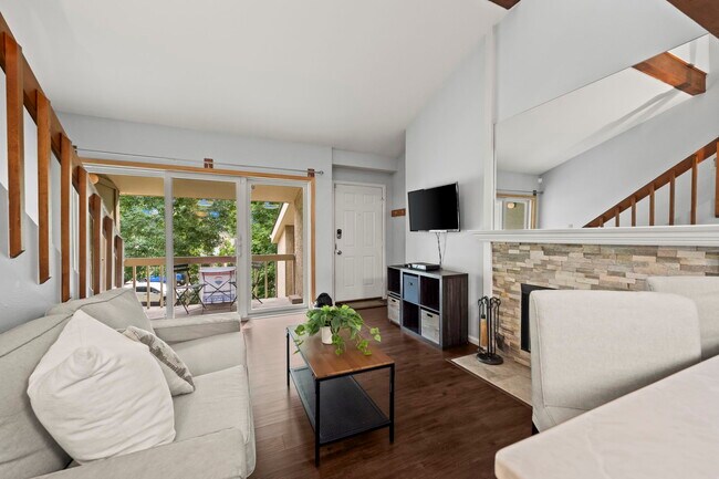 Building Photo - 20 S Boulder Cir