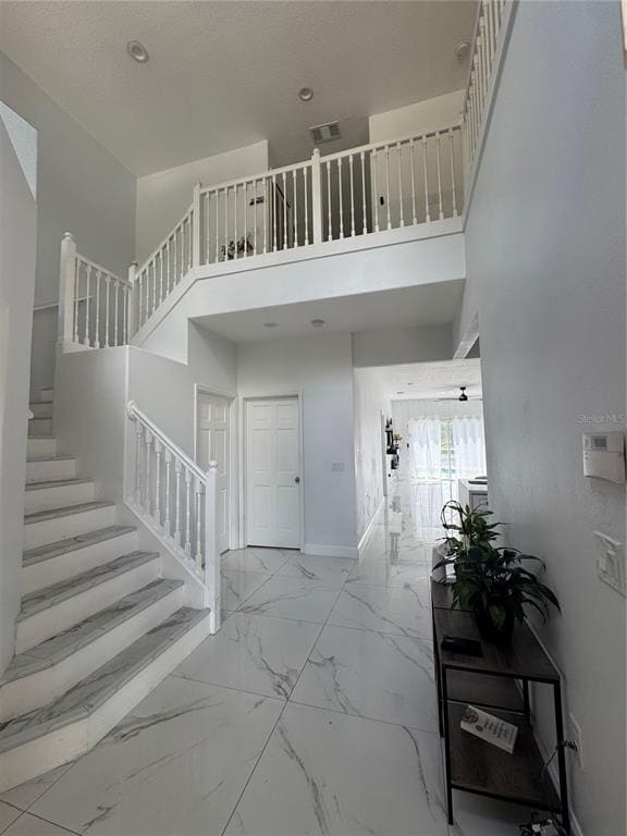 Foto del edificio - 2047 Meadow Pond Way
