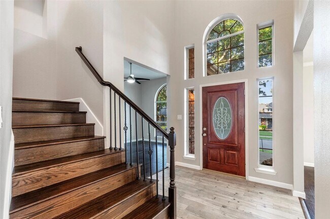 Foto del edificio - Gorgeous 4-bedroom home!