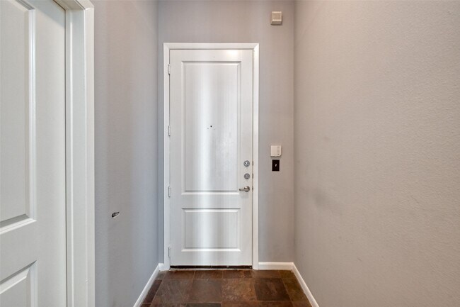 Foto del edificio - 3505 Sage Rd