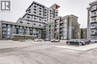 Building Photo - 604 Dundas St E
