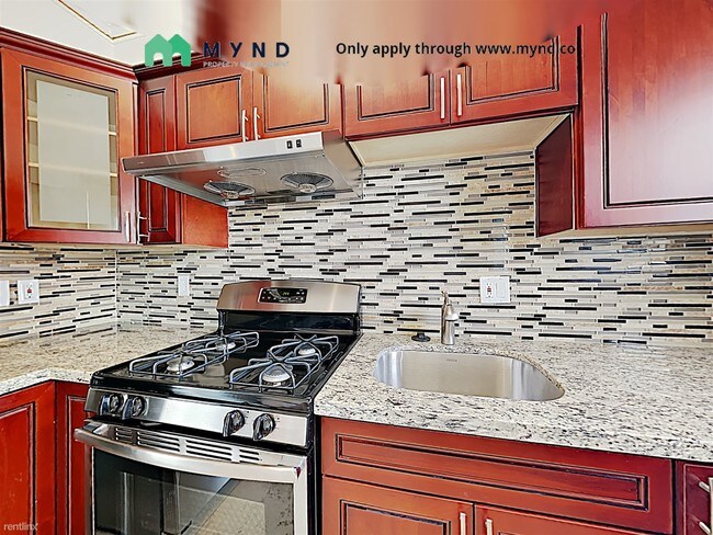 Building Photo - 1 br, 1 bath  - 353 Grand Ave Apt 18 Apt 18
