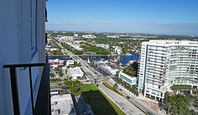 Foto del edificio - 531 N Ocean Blvd