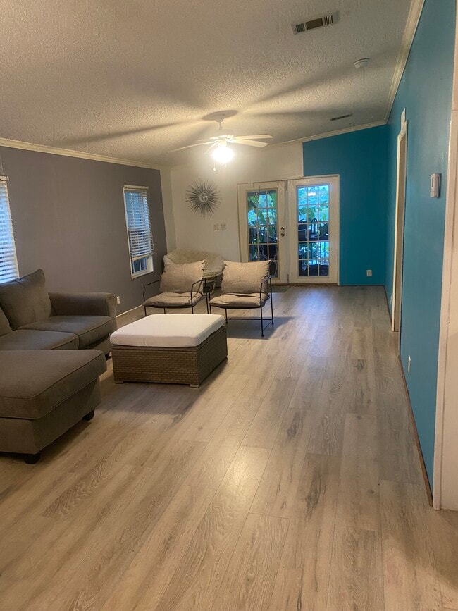 Foto del edificio - 3001 SW 18th Ter