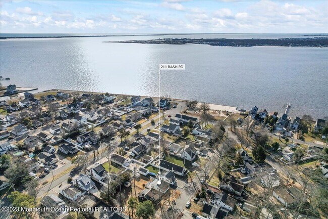 Building Photo - 211 Bash Rd