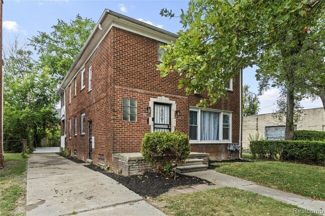 Building Photo - 3734 Buena Vista St