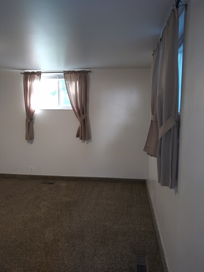 Building Photo - 56 S 600 E