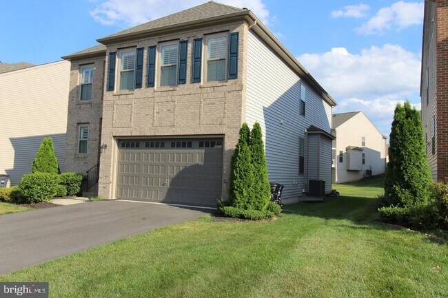 Building Photo - 24843 Somerby Dr