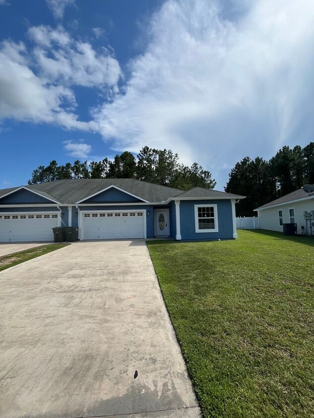 Foto principal - 204 Royal Palms Ave