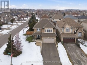 Building Photo - 3 Holkham Ave