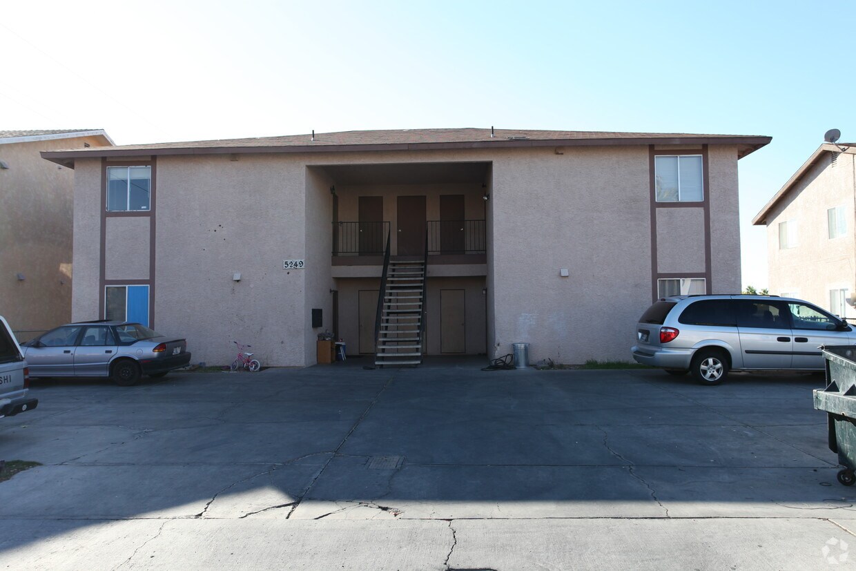 Building Photo - 5249 Retablo Ave