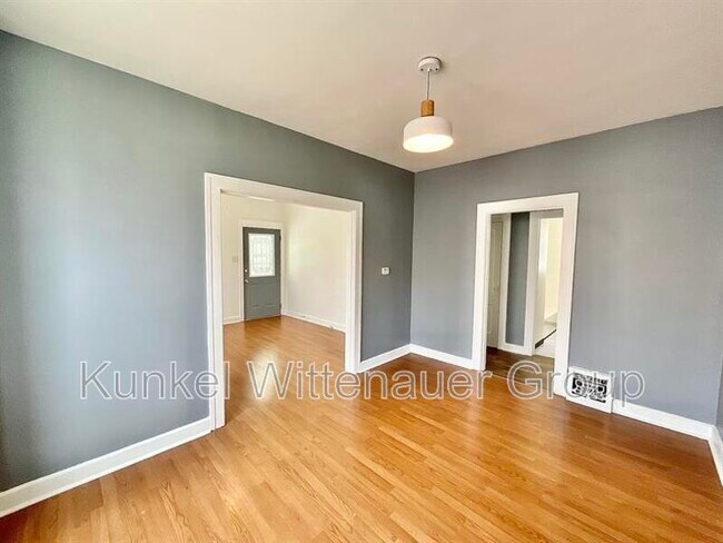Building Photo - 515 N Jackson St