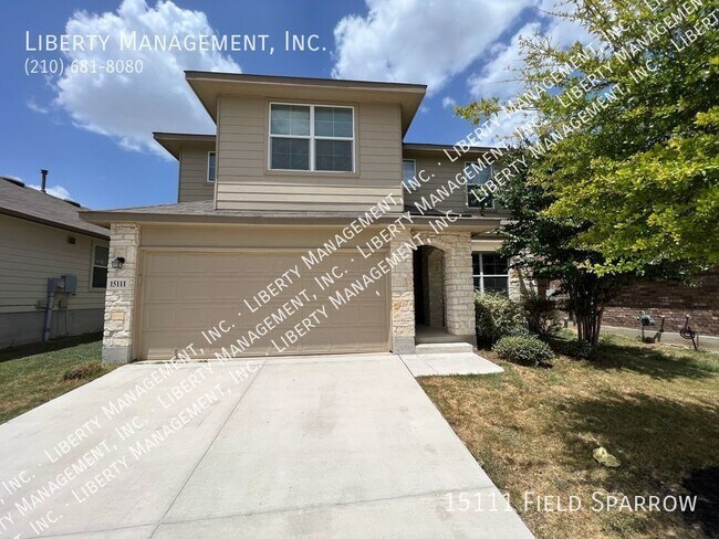 Building Photo - 5 Bedroom, 2.5 Bath with Master Bedroom Do...