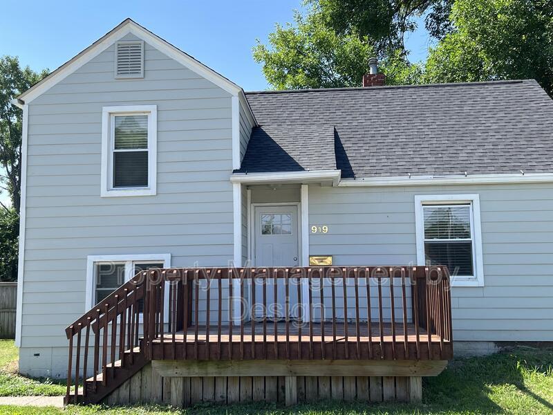 Foto principal - 919 SW 3rd St