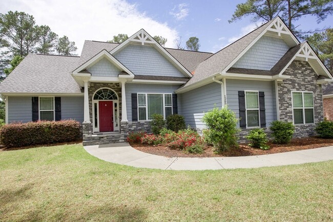 Foto del edificio - Woodlake Home