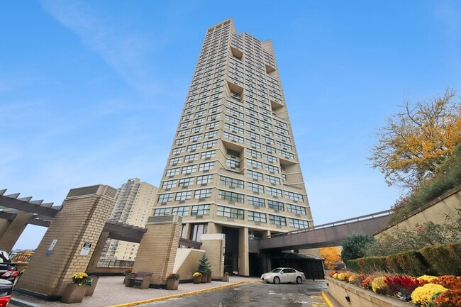 Building Photo - 7000 JFK Blvd E