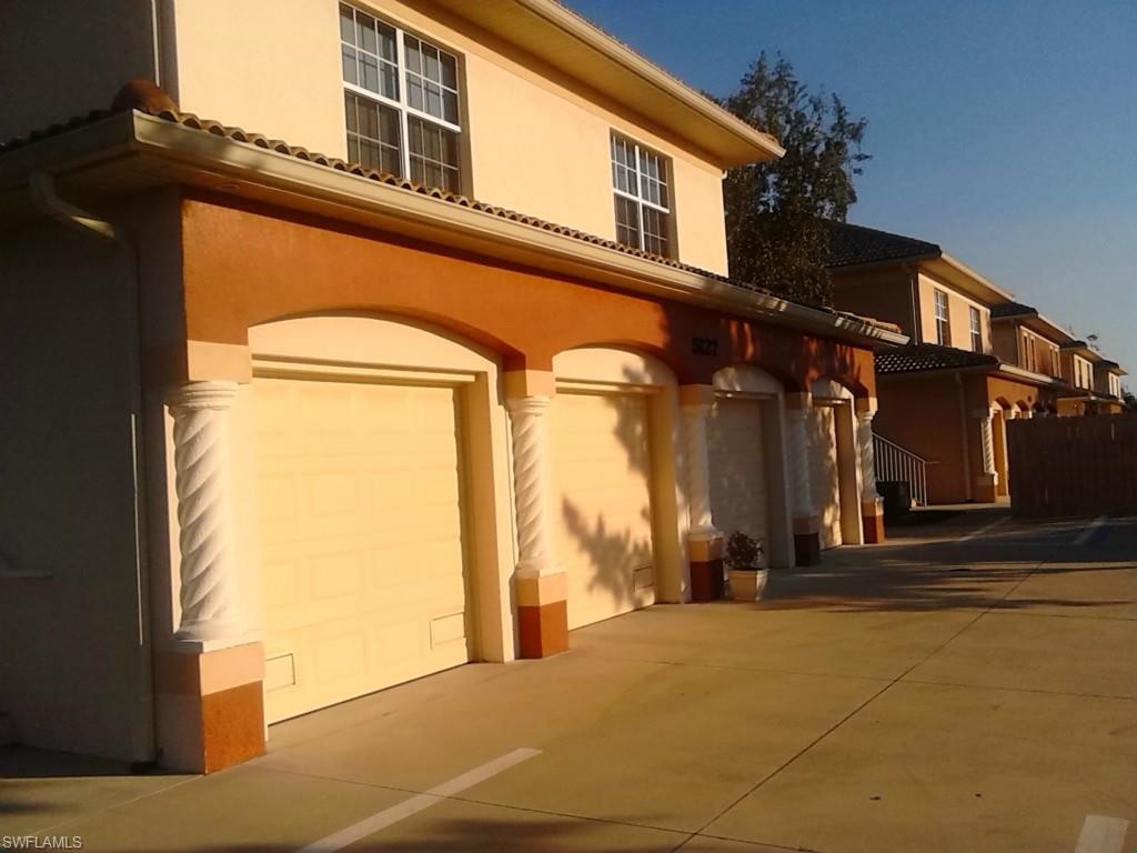 Primary Photo - 5127 Coronado Pkwy