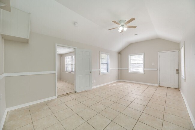 Foto del interior - Pinewood Apartments