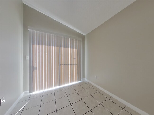 Foto del edificio - 3215 Kelling St