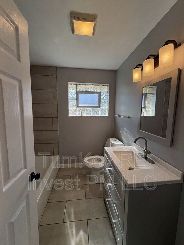 Foto del edificio - 3444 173rd Pl