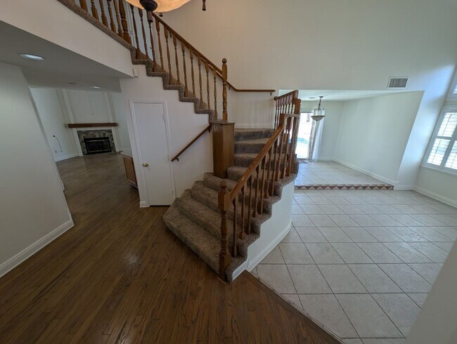Foto del edificio - 8432 Airmont Ct