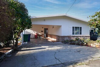 Building Photo - 164 Highland Blvd