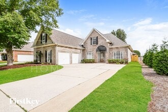 Building Photo - 104 Belvedere Dr
